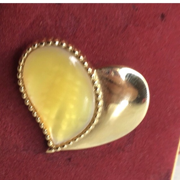 Yellow Mother of Pearl Two Tone Heart-Shaped Brooch - Picture 1 of 5
